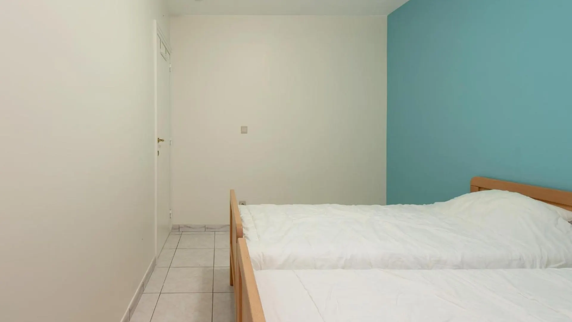 2 Bedroom Apartment, Near Epernay Square Middelkerke