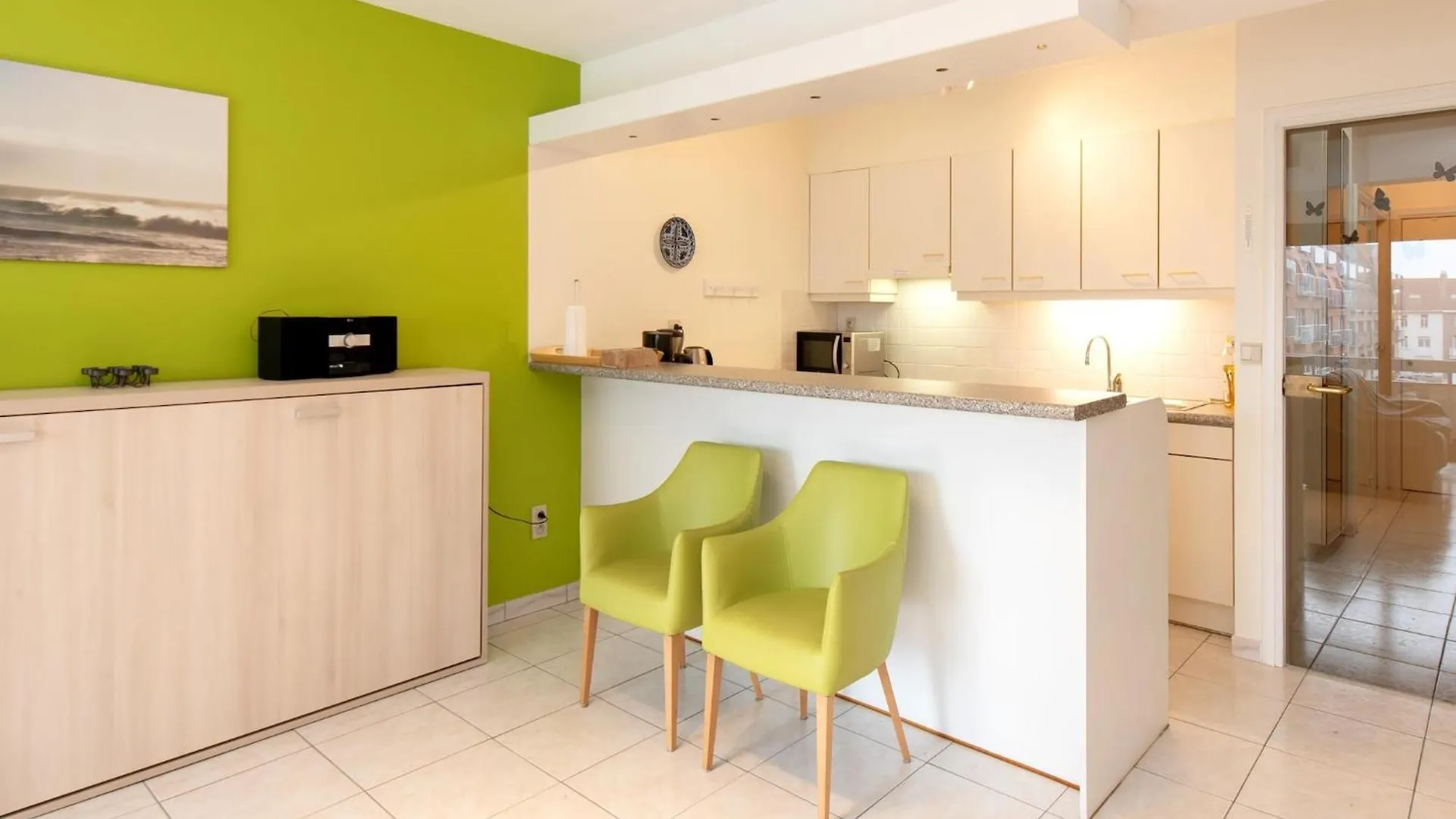 2 Bedroom Apartment, Near Epernay Square Middelkerke